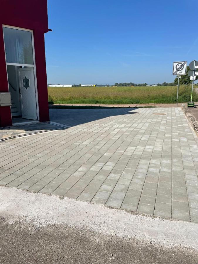 Apartament Mit Schlafzimmer Lahr  Εξωτερικό φωτογραφία